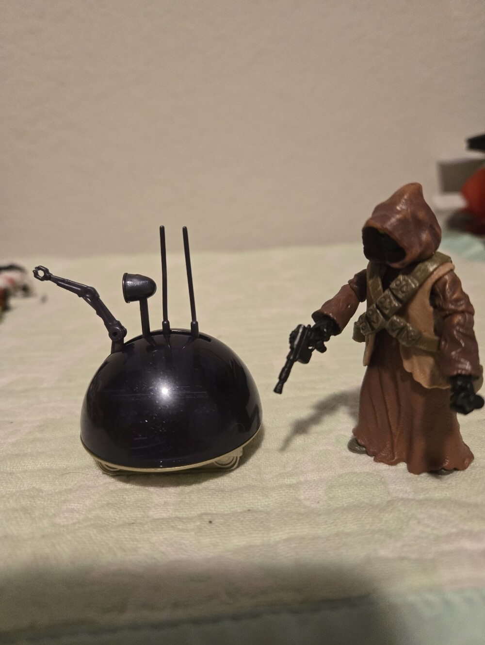 Jawa And Lin Droid 30th Anniversary Star Wars Loose.
